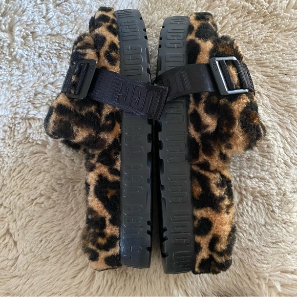 🐆UGG Fluffita Panther Print Slides Slippers - Picture 5 of 13
